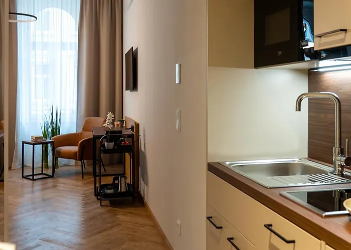 Oliver Comfy I With Self Check-in 4*